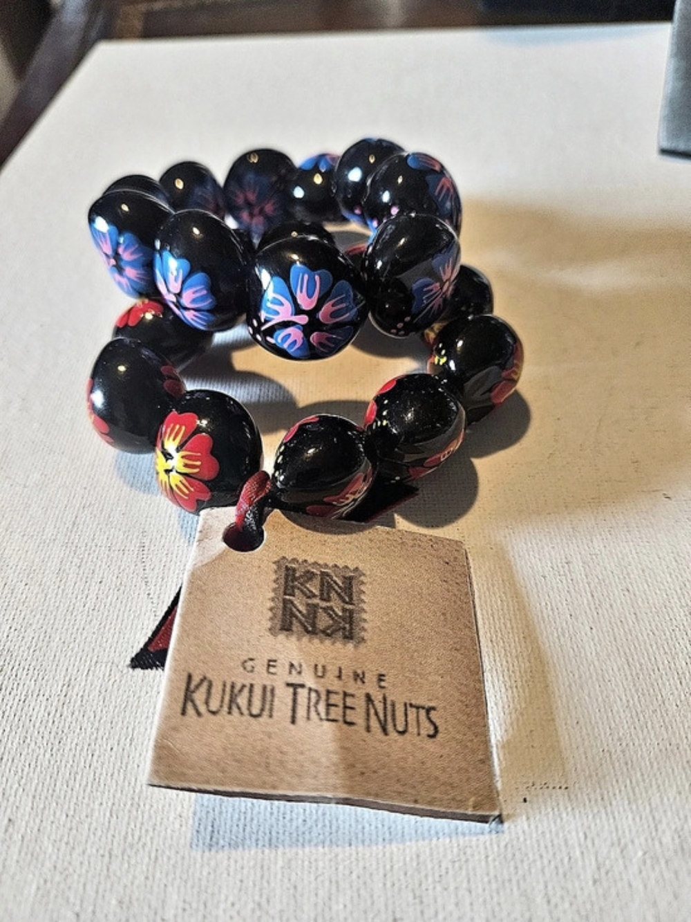 Kukui Tree Nuts Floral Bracelet Black & Blue